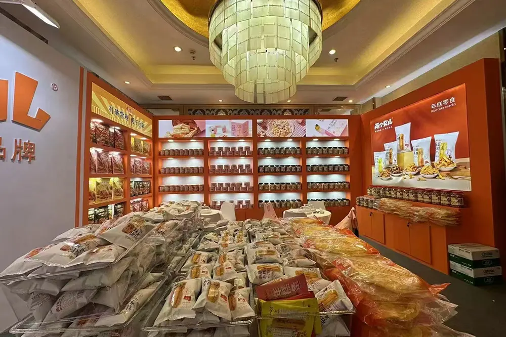 Unsere Produkte, die auf der Zucker- und Weinmesse im Frühjahr 2024 in Chengdu Klassiker und Innovationen präsentieren, haben großes Lob erhalten